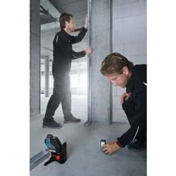 Laser à lignes croisées Bosch 0601063Y00 - Laser ligne GLL 3-80 G, pochette de protection, mire rouge, 4x batteries AA, coffre - 0601063Y00 13 Laser à lignes croisées Bosch 0601063Y00 - Laser ligne GLL 3-80 G, pochette de protection, mire rouge, 4x batteries AA, coffre - 0601063Y00 -Mesureurs Soldes Magasin c3efc1d35f621941d2fc5c4a54312ca0