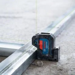 Laser points Bosch 0601066P00 - GPL 5 G laser à point, pochette de protection, 2x AA piles - 0601066P00 -Mesureurs Soldes Magasin c64438416353536cc78f210559107ab0