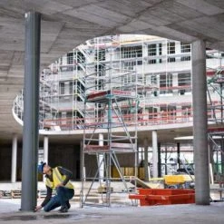 Télémètre laser Bosch 0601072U00 - Télémètre laser GLM 50-27 CG, 2x piles 1,5 V - 0601072U00 -Mesureurs Soldes Magasin d30a10f773e656fc8ff431cdd3621777 1